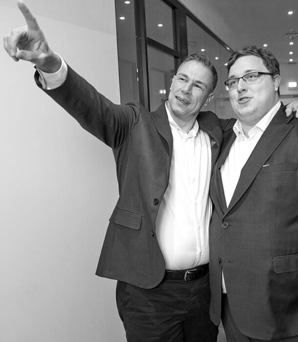 The managing director is speaking to a consultant.